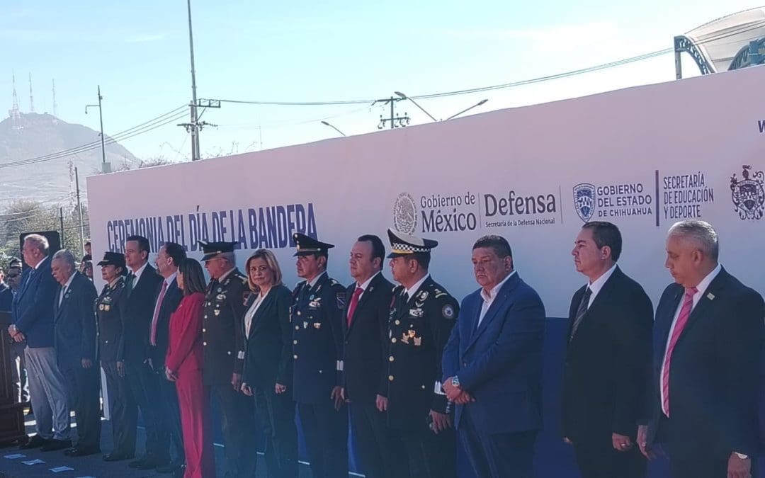Conmemoran autoridades el Día de la Bandera en el Palomar