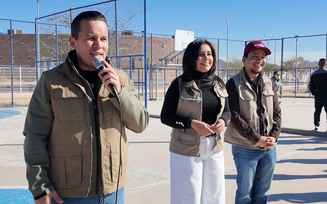 Entregan cobijas en Punta Oriente ante bajas temperaturas