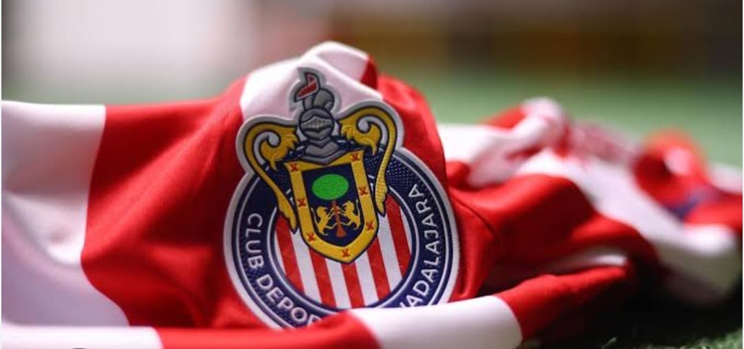 Chivas a pesar de la derrota continua de líder el CL2026