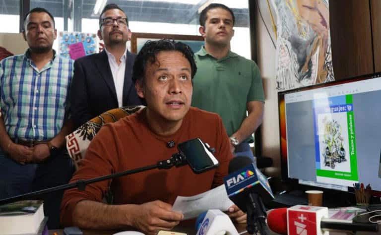 Marx Arriaga se mantiene atrincherado en la SEP