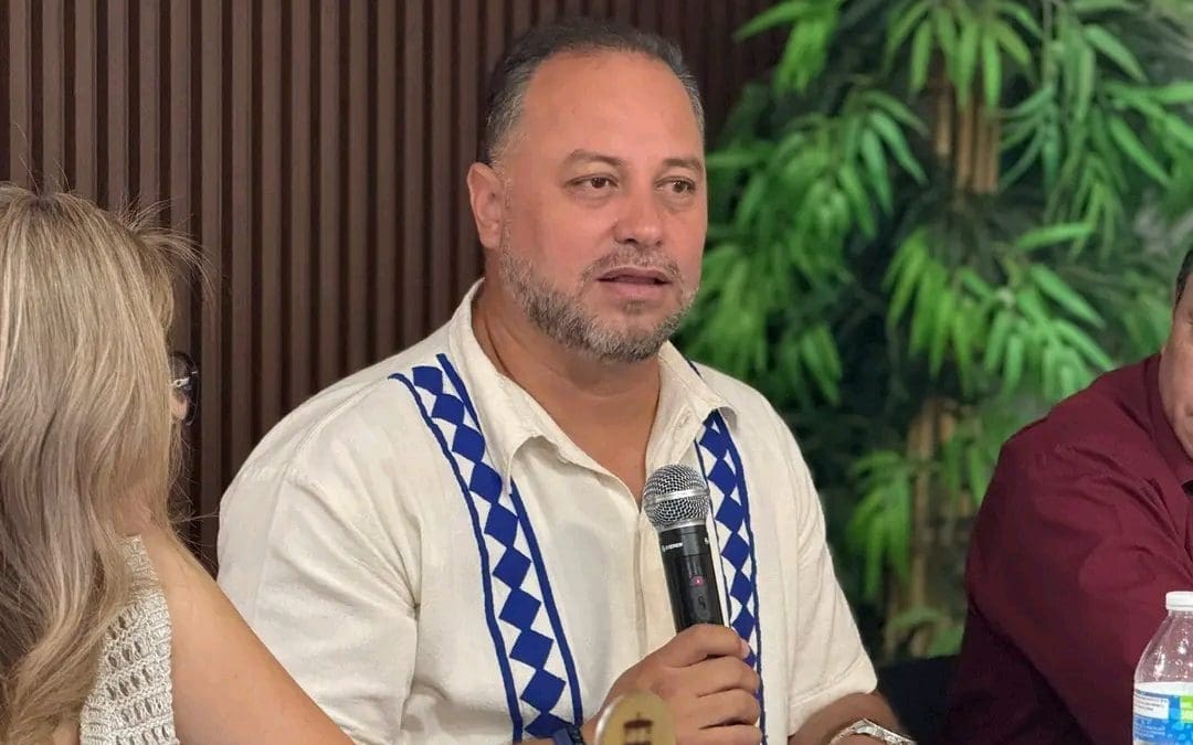 Rinden homenaje a Samuel Kalisch con diplomado en liderazgo comunitario