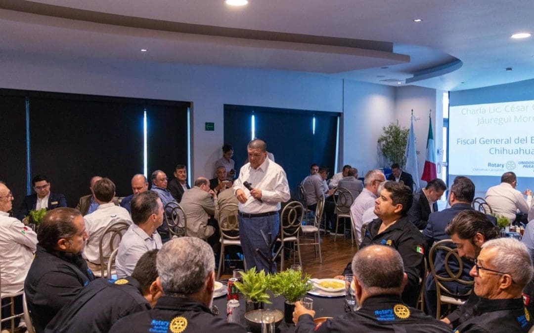 Presenta Jáuregui avances de la Fiscalía ante el Club Rotario