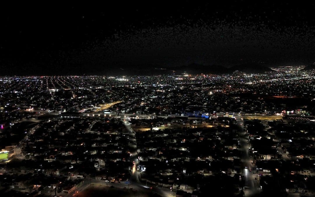 Avanza modernización a luz LED en siete colonias