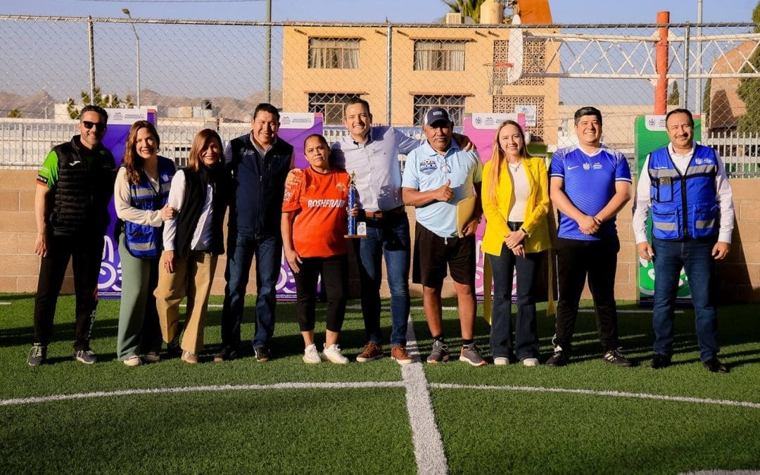 Entregan cancha de futbol rápido en “El Bule”