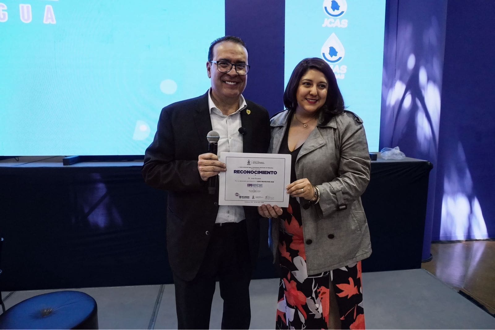 Presenta Junta Central proyectos universitarios de innovación en manejo del agua