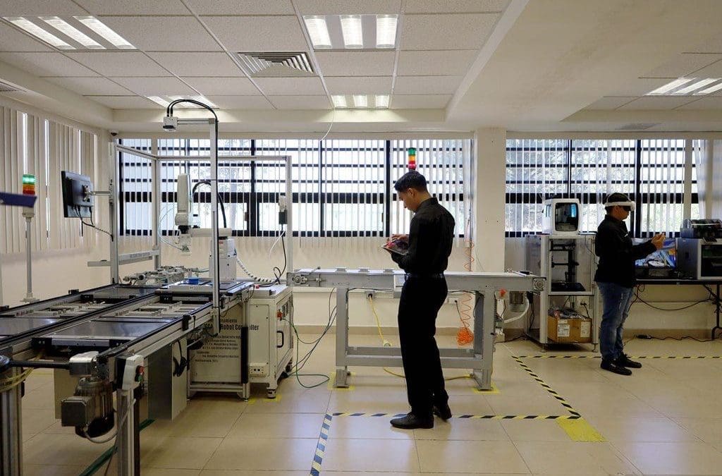 Estrena UTCH Laboratorio de Industria 4.0 y pavimentación tras ocho años de espera