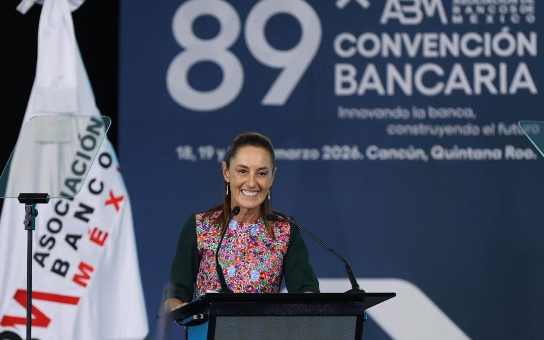 Sheinbaum exhorta a la banca a aumentar el crédito