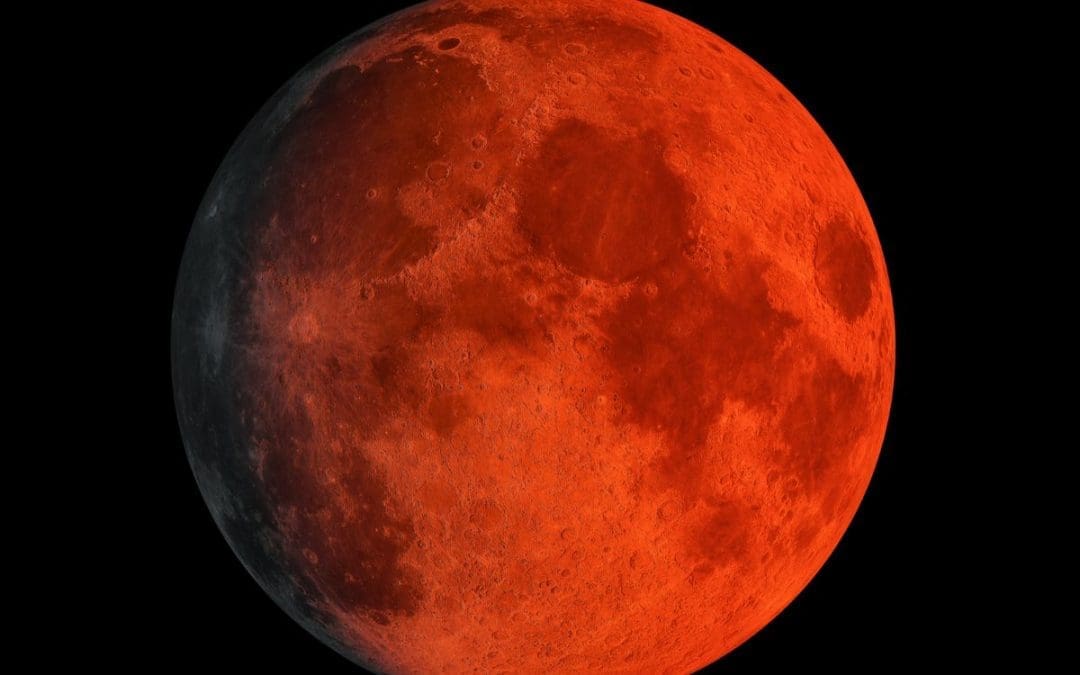 Esta noche y madrugada, chihuahuenses podrán ver la ‘Luna de Sangre’