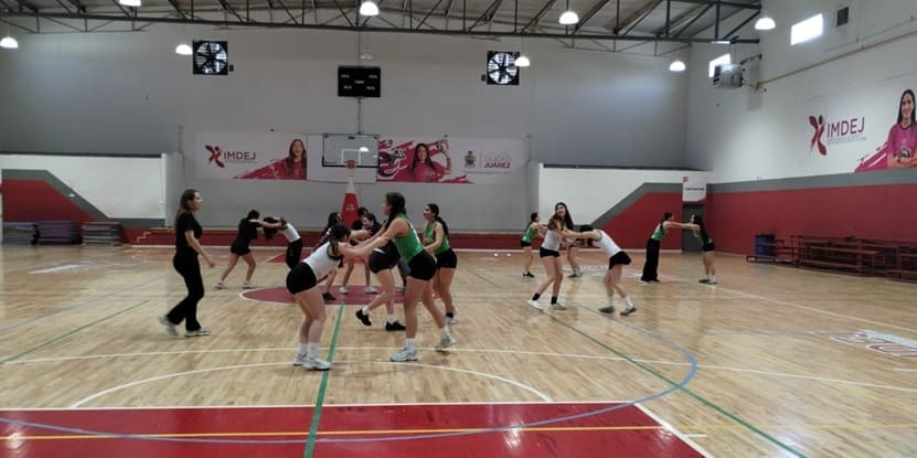 Realizan con éxito clínica de Roller Derby