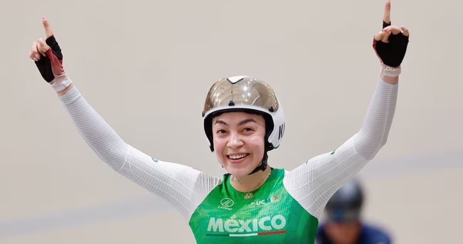 La ciclista mexicana Yareli Acevedo se baña de plata en mundial de Malasia