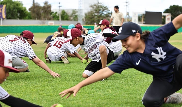 Realizan con éxito la Clase Nacional de Béisbol y Sóftbol “Diamantes de Paz” en Chihuahua