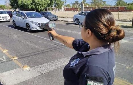 Multas por excesos de velocidad, casi 2 mil pesos