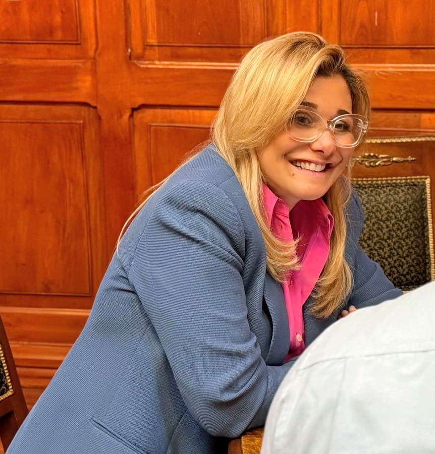 Anda distraído el alcalde Cruz Pérez Cuellar asegura la Gobernadora Maru Campos