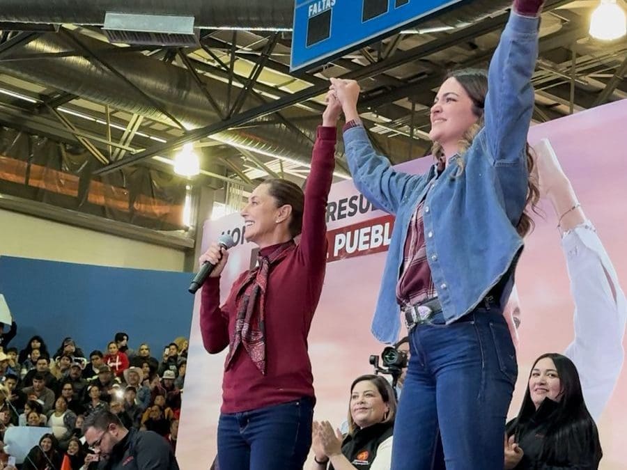 Ordenar quitar las lonas de Andrea Chávez es una decisión injusta; Cruz Pérez Cuellar