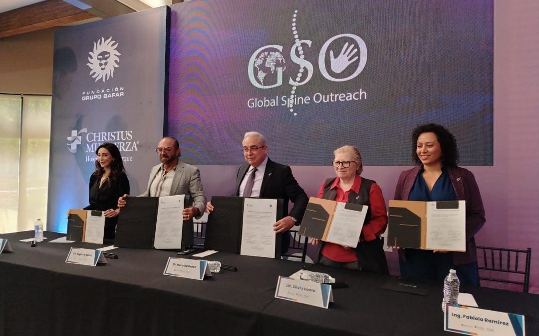 Fundación Bafar y Christus Muguerza firman convenio «Héroes de Acero» para cirugías de escoliosis en menores