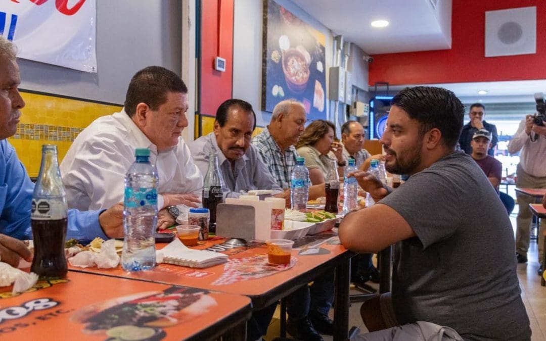 Comerciantes del Centro dialogan con Fiscal Cesar Jáuregui sobre seguridad