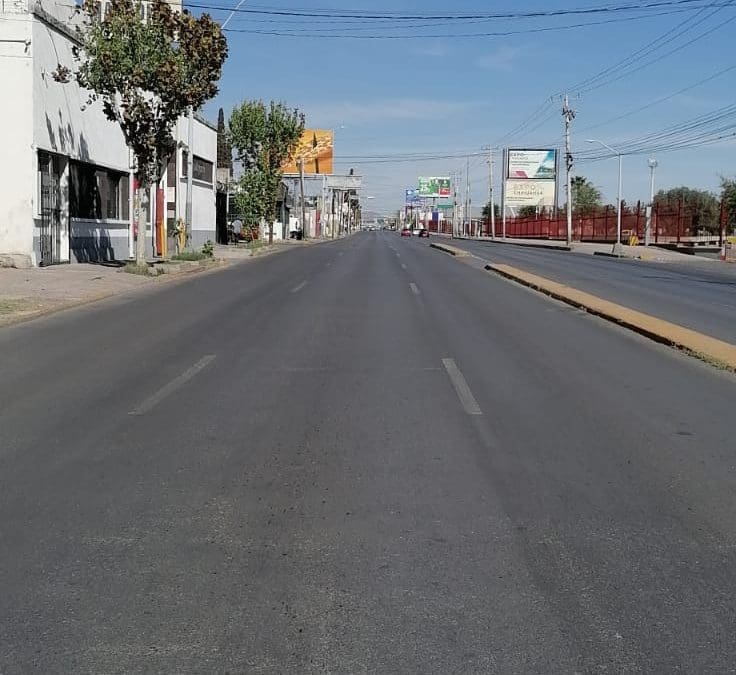 Calles semivacías por Semana de Pascua; reportan fallas en semáforo al norte de Chihuahua