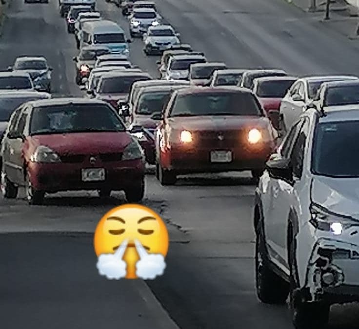 Reportan tráfico saturado en Pacheco y las Industrias