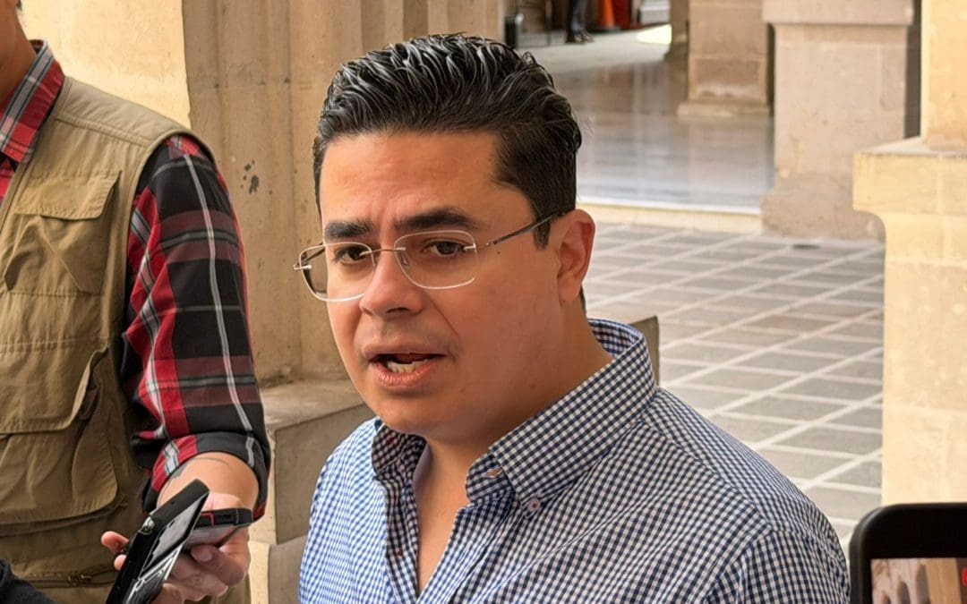 Destaca Rafa Loera avance del 90% en solicitudes para becas de discapacidad 
