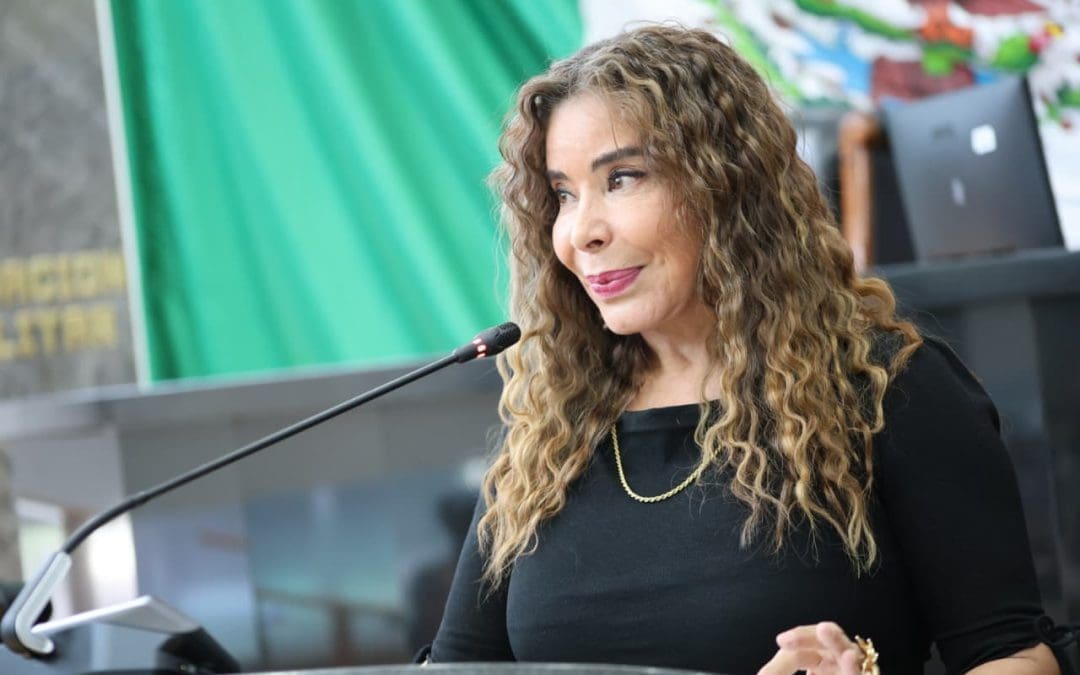 Llama María Antonieta a Loya para que explique operación de agencias de EUA en Centinela