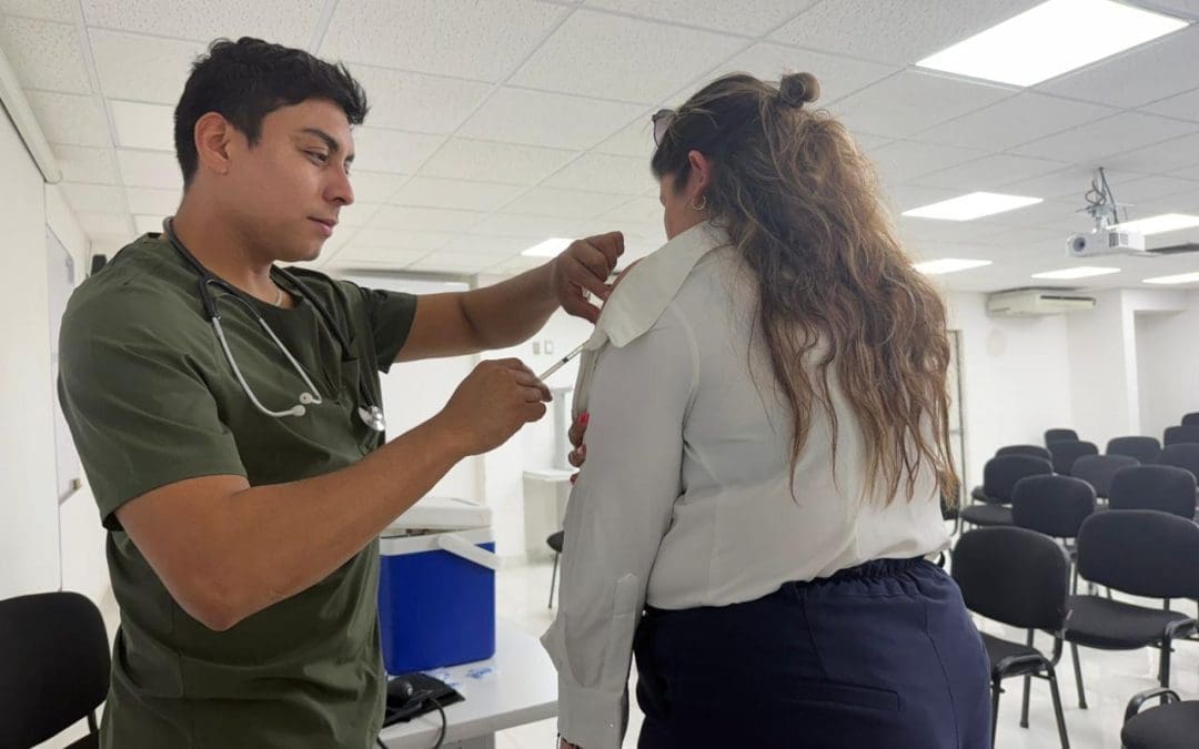 Arrancó exitosamente Primera Semana Nacional de Vacunación en clínicas del IMSS