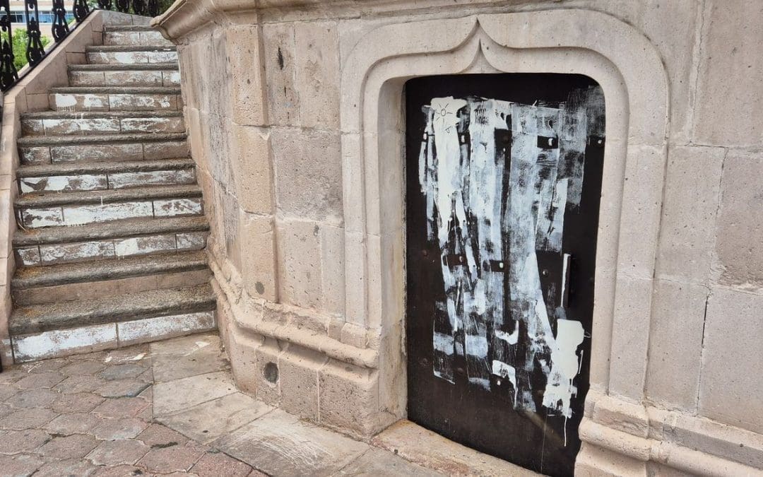 Presentarán denuncia por vandalismo al kiosko del Parque Lerdo