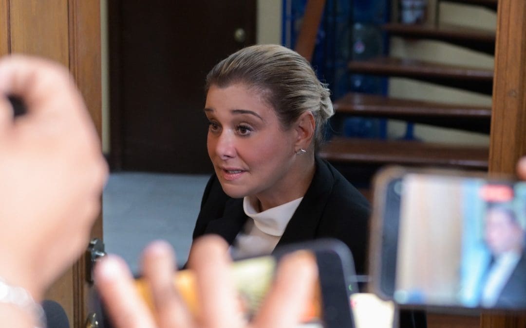 Declina Maru Campos acudir al Senado