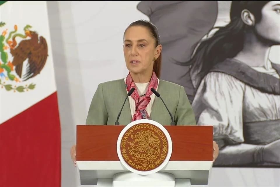 Posible sobrecalentamiento de coque provoca incendio en Dos Bocas