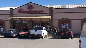 Denuncian gran desperdicio de agua en Sanborns