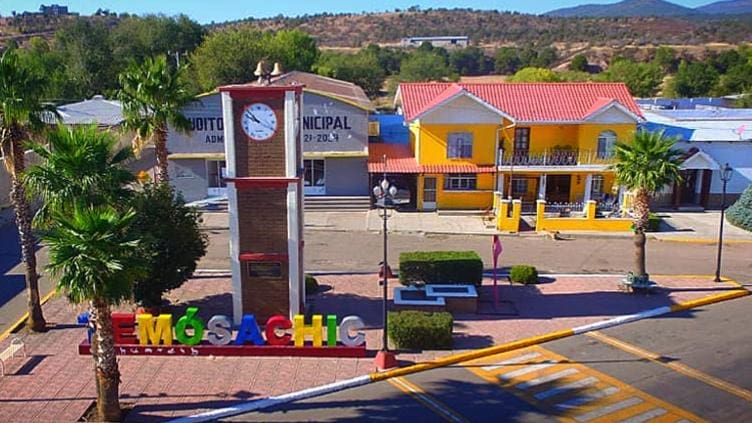 Derriban poste Centinela en Temósachic