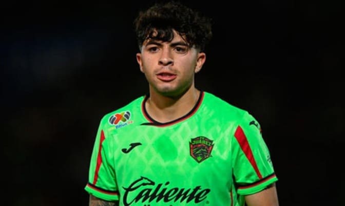 Denzell García, mediocampista de Bravos ya negocia con chivas