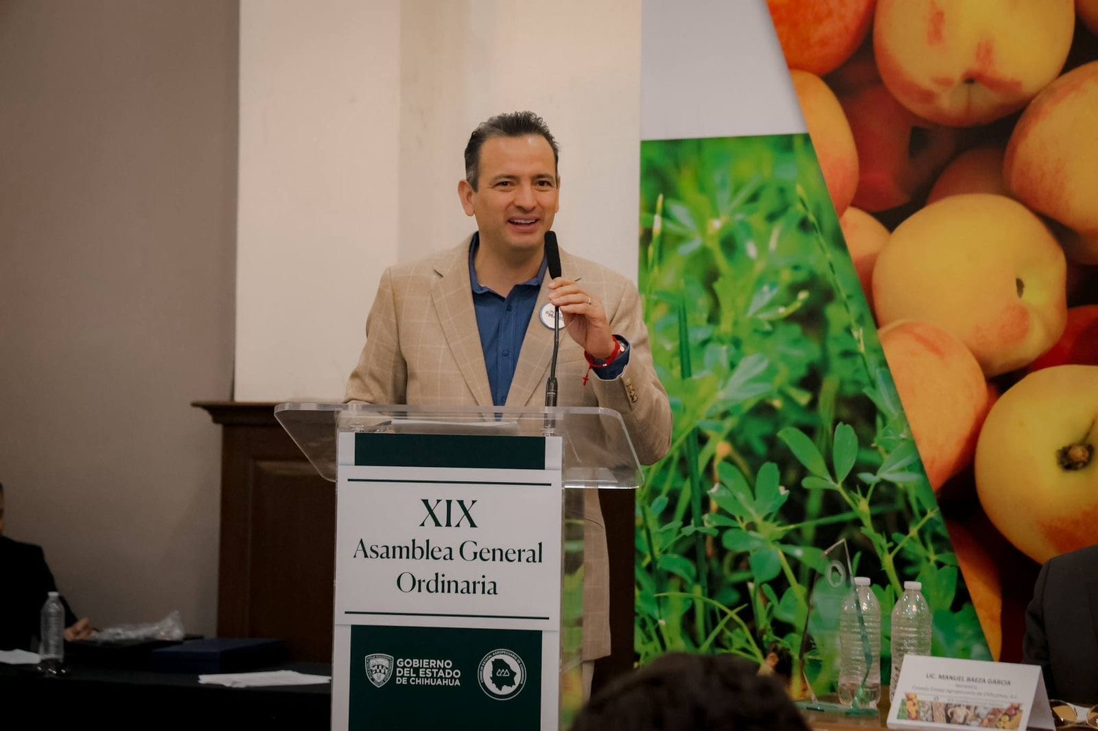 Llama el alcalde de Chihuahua Marco Bonilla a  fortalecer al sector agropecuario