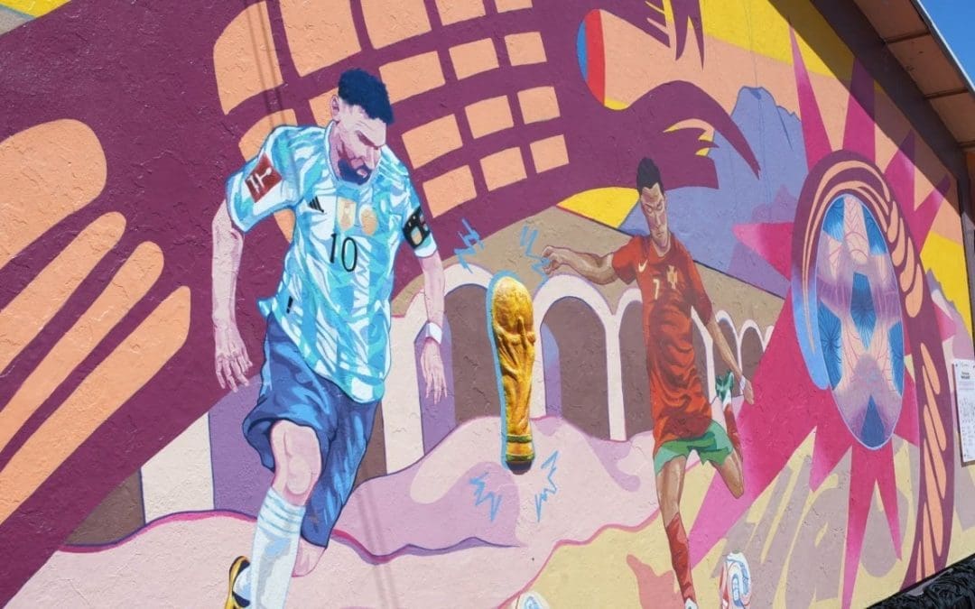 Mural mundialista de la UACH; excluye leyendas del futbol mexicano