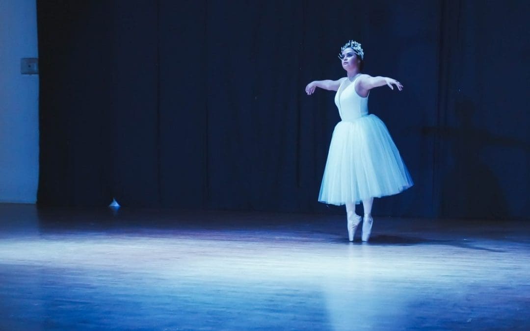 Celebra UACH Día Internacional de la Danza con talento universitario