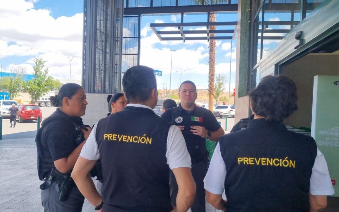 Policías preventivos son capacitados de farderismo en la ciudad
