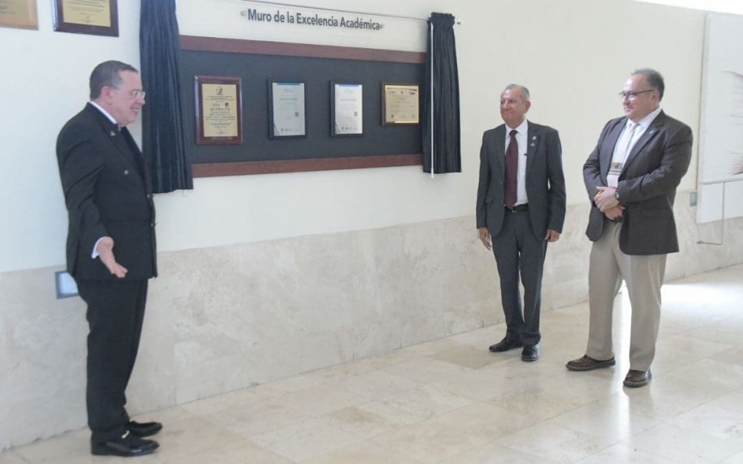 Reconocen calidad educativa de dos facultades de la UACH