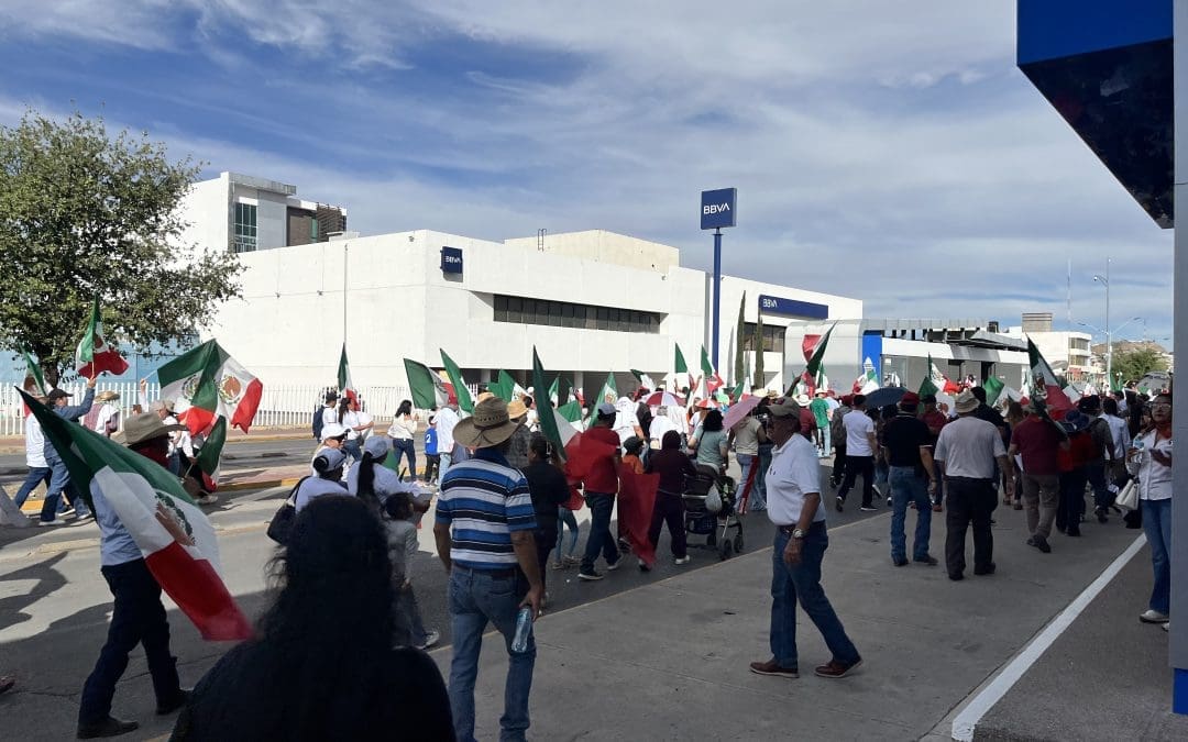 Arranca marcha contra Maru Campos 