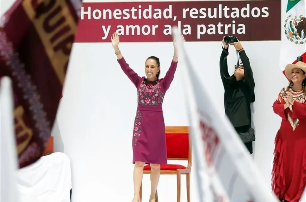 Sheinbaum acusa a Fox y Calderón de encabezar un “narcogobierno”