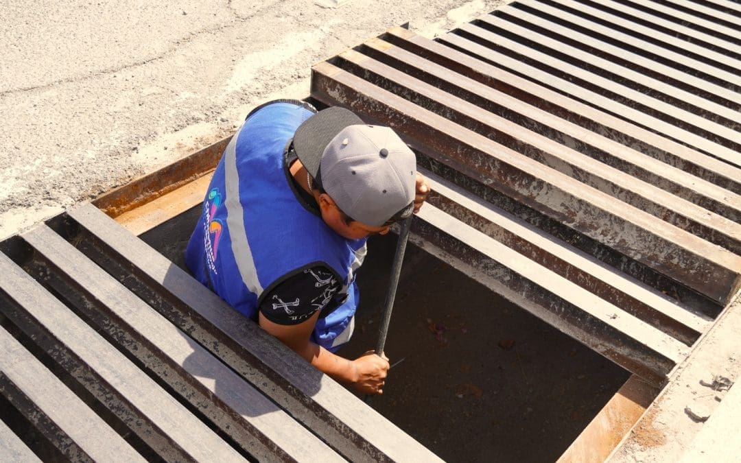 Preparan alcantarillas de la ciudad ante temporada de lluvias