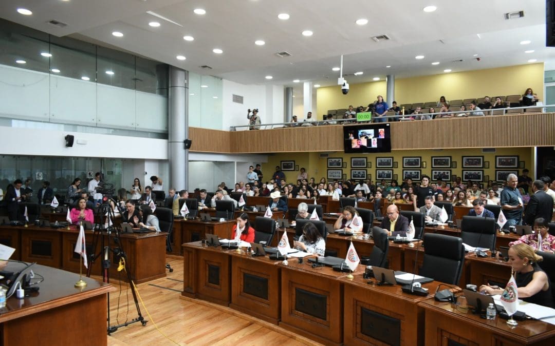 Aprueban reformas para impulsar difusión y comercialización artesanal