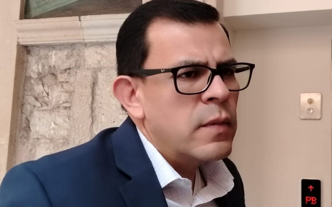 AEI escoltaba a personas desplazadas cuando fue atacado por el crimen organizado, aclara Fiscalía