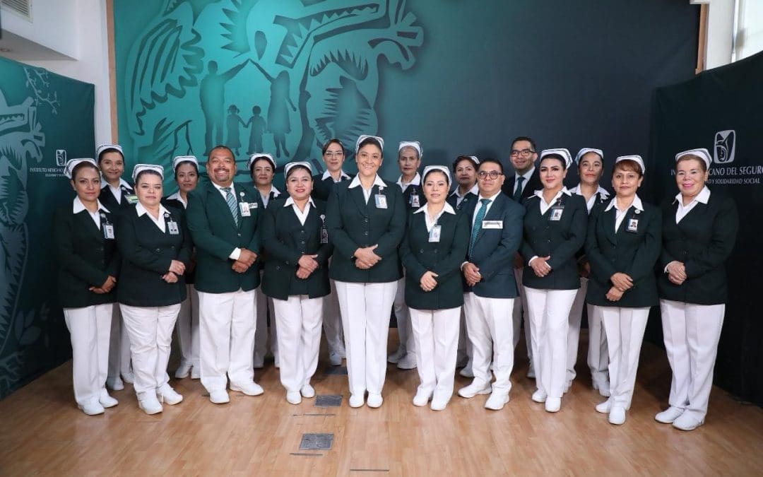 Reconoce IMSS labor del personal de enfermería