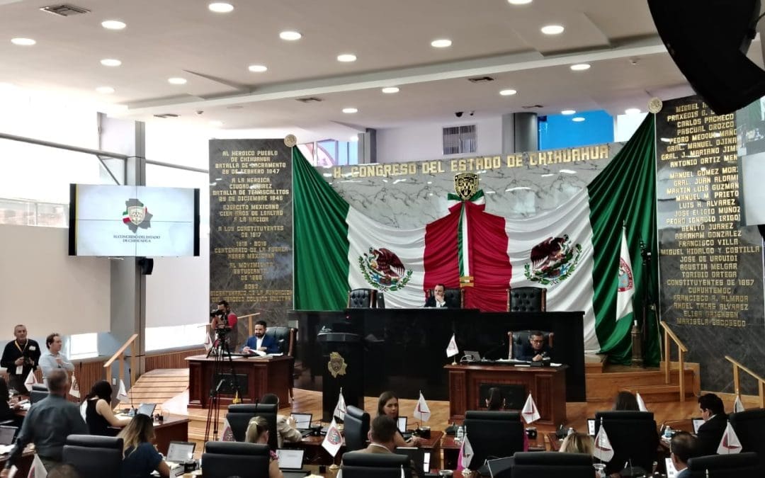 Aprueba Congreso multas más graves por arrancones y exceso de velocidad