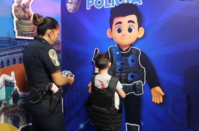Enseñan a niñas y niños a usar correctamente el 911