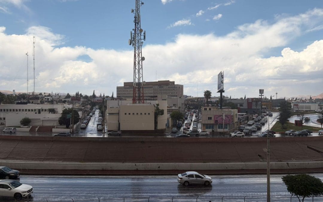 Cae llovizna en el Centro de Chihuahua