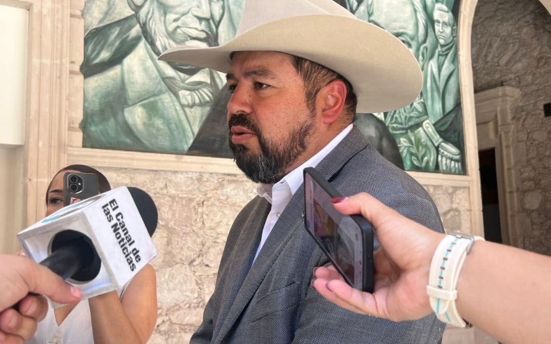 Mauro Parada espera primeras precipitaciones en junio; descarta por ahora necesidad de estimulación para lluvias