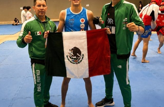 Peleadores de la UACh suben al podio