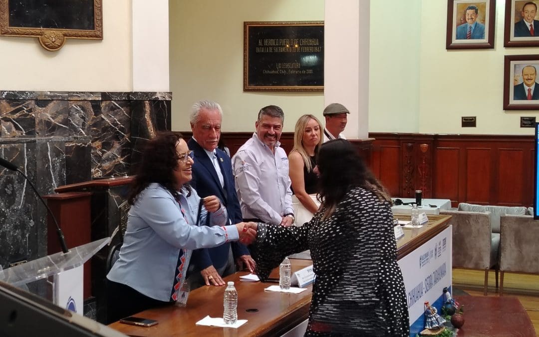 Celebran certificación de guías de turistas en la ruta Chihuahua–Sierra Tarahumara