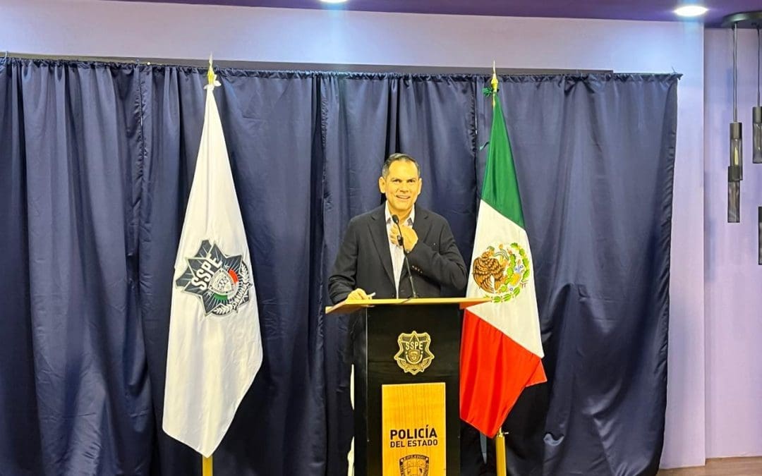 Invita Gilberto Loya a la feria del policía