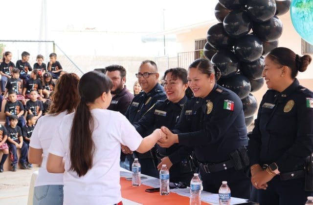 Mas de 9 mil 500 alumnos fortalecen valores y prevención con D.A.R.E